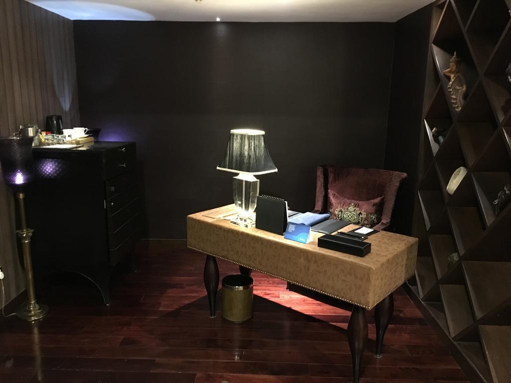 Radisson Blu Hotel Mbd Ludhiana Ngoại thất bức ảnh