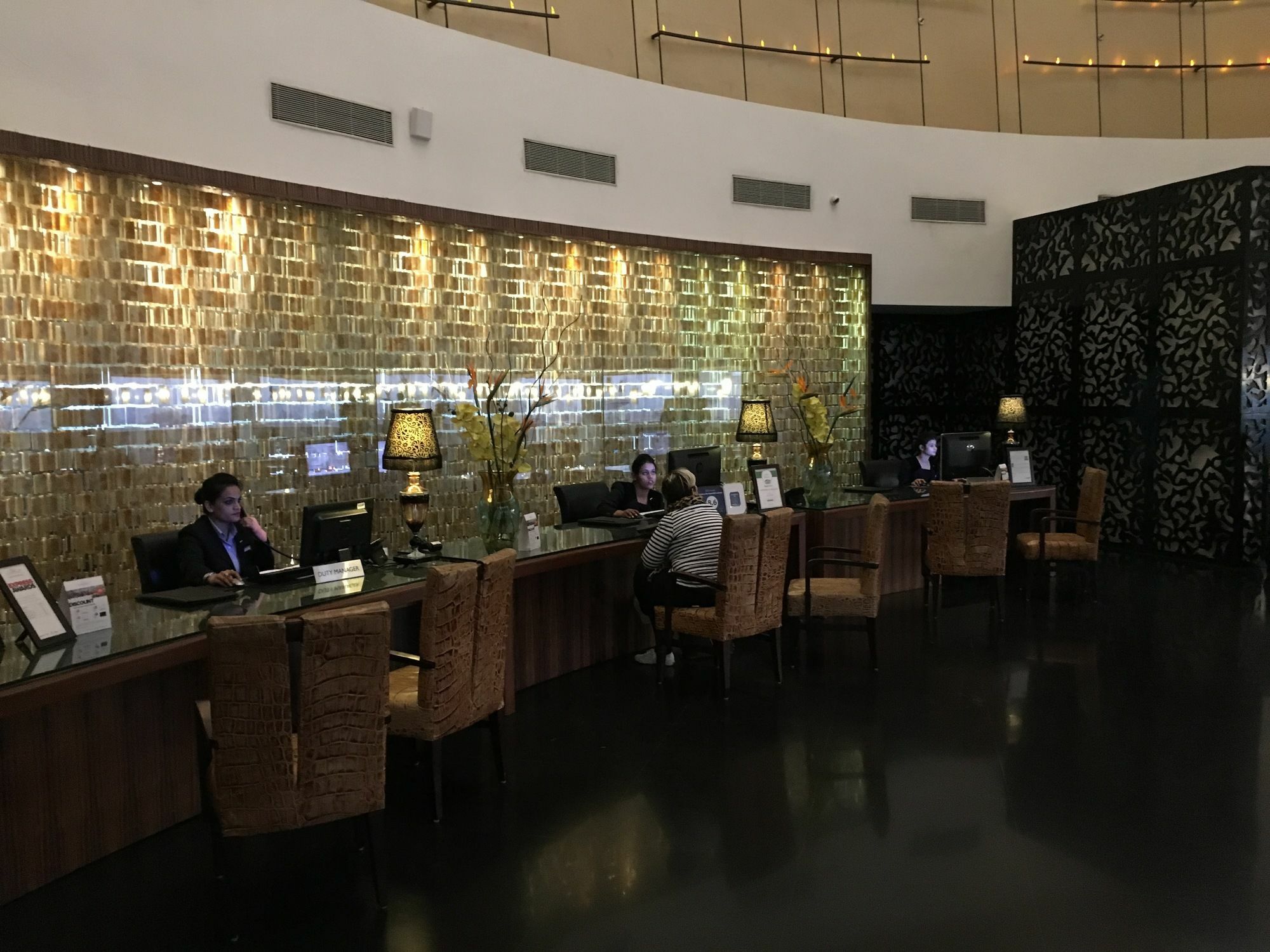 Radisson Blu Hotel Mbd Ludhiana Ngoại thất bức ảnh